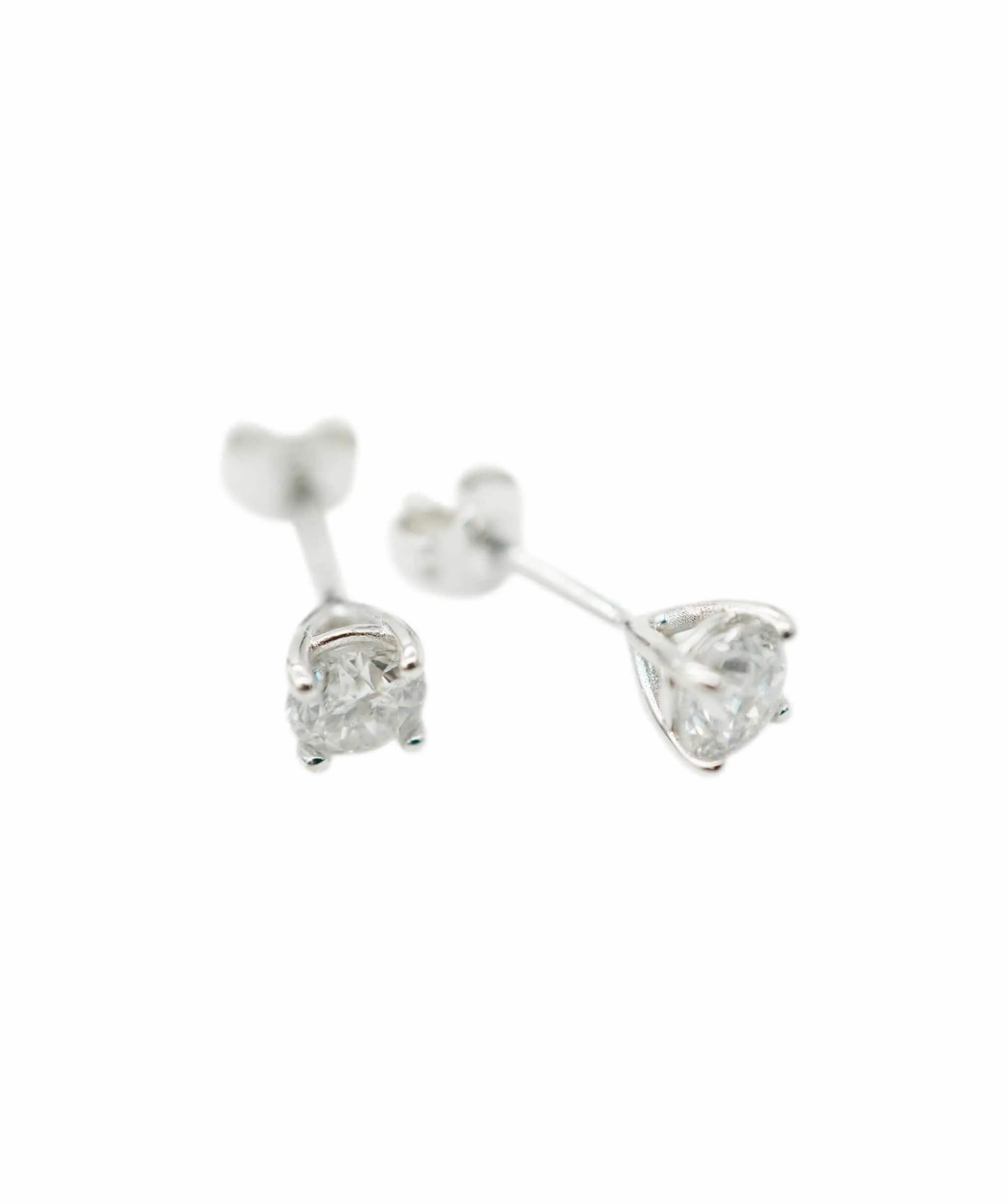 1.05CT J ROUND SHAPE DIAMOND ANL-S39-5 Stud pair