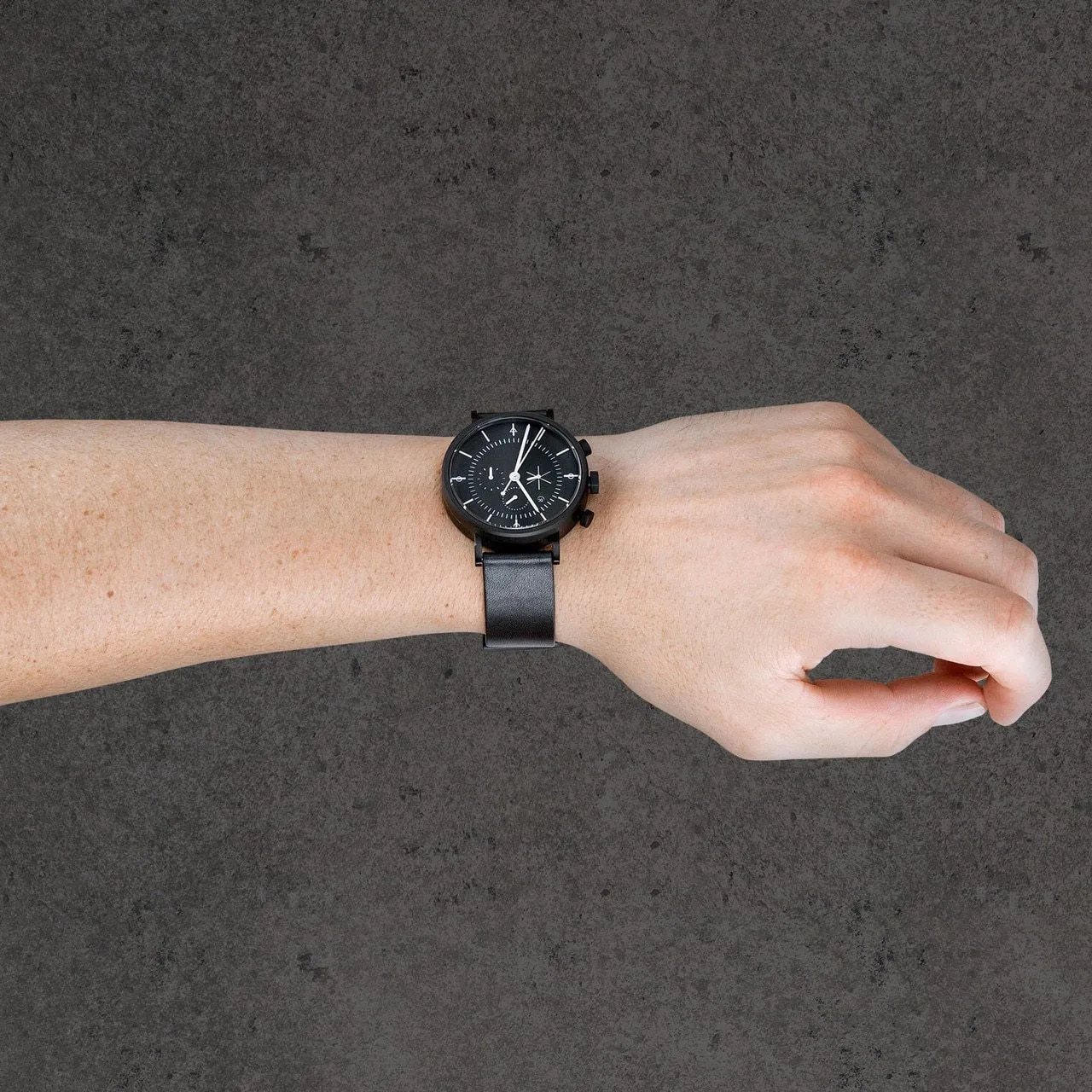 Aark Eon Black Chronograph