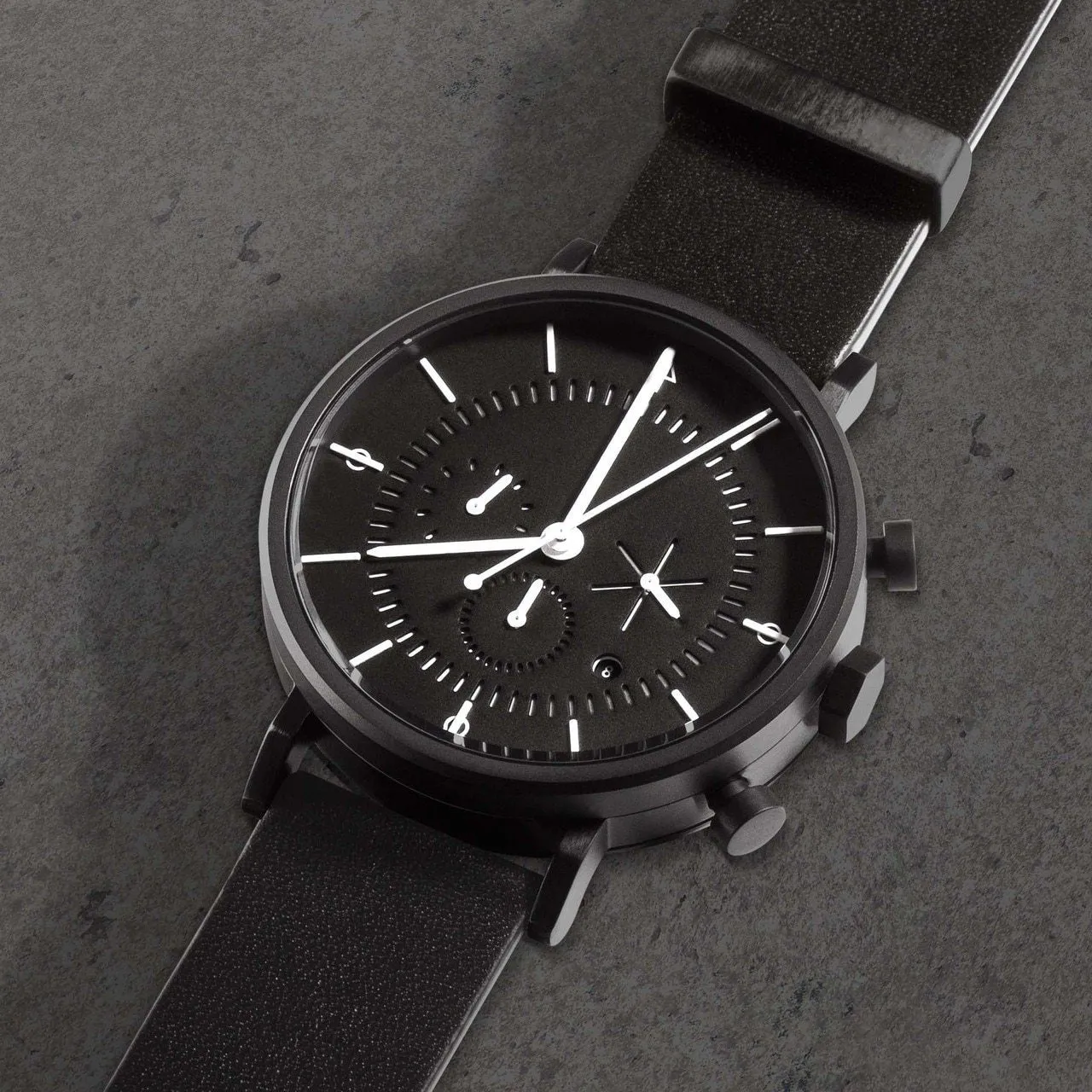 Aark Eon Black Chronograph