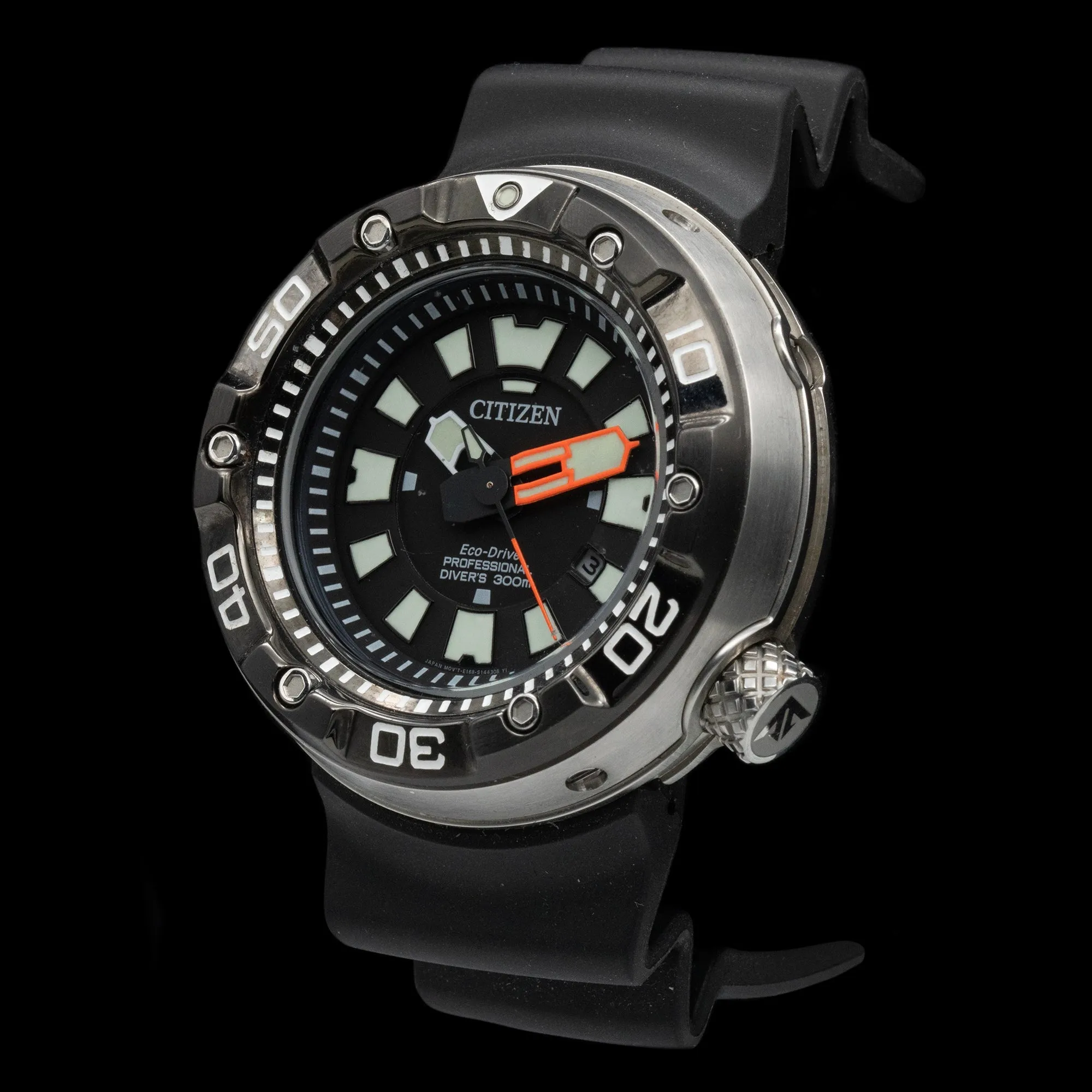 Citizen - 2016 Promaster Eco-Drive 300M