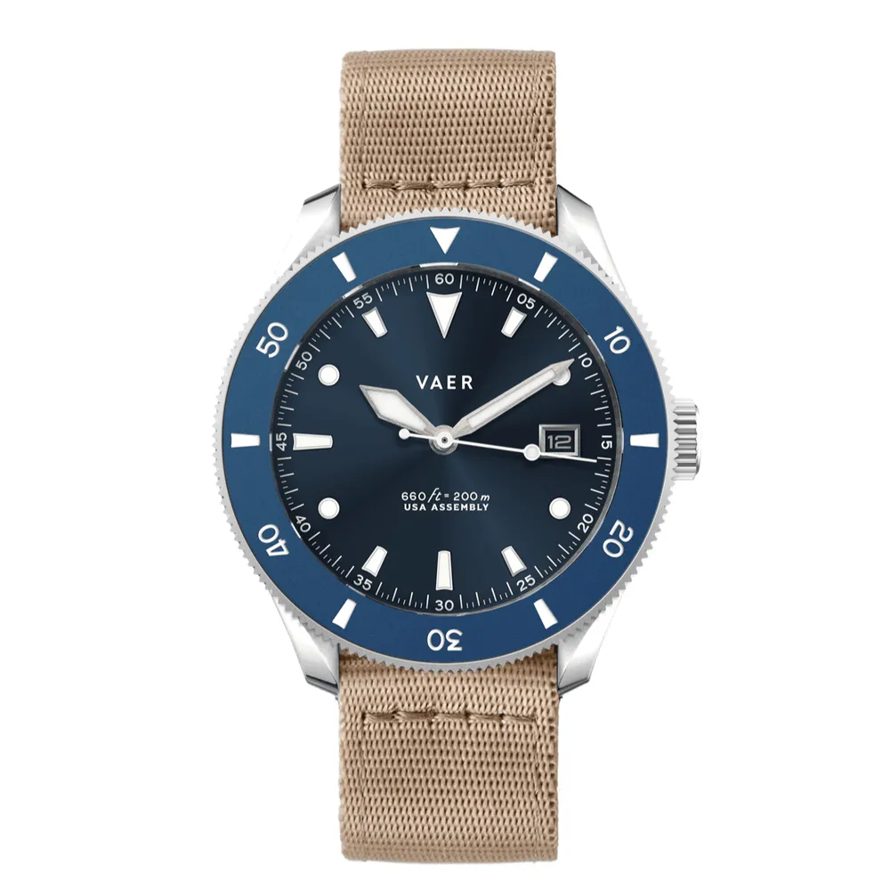 D4 Meridian Solar Watch- Navy 42mm / Quick Release Khaki Strap