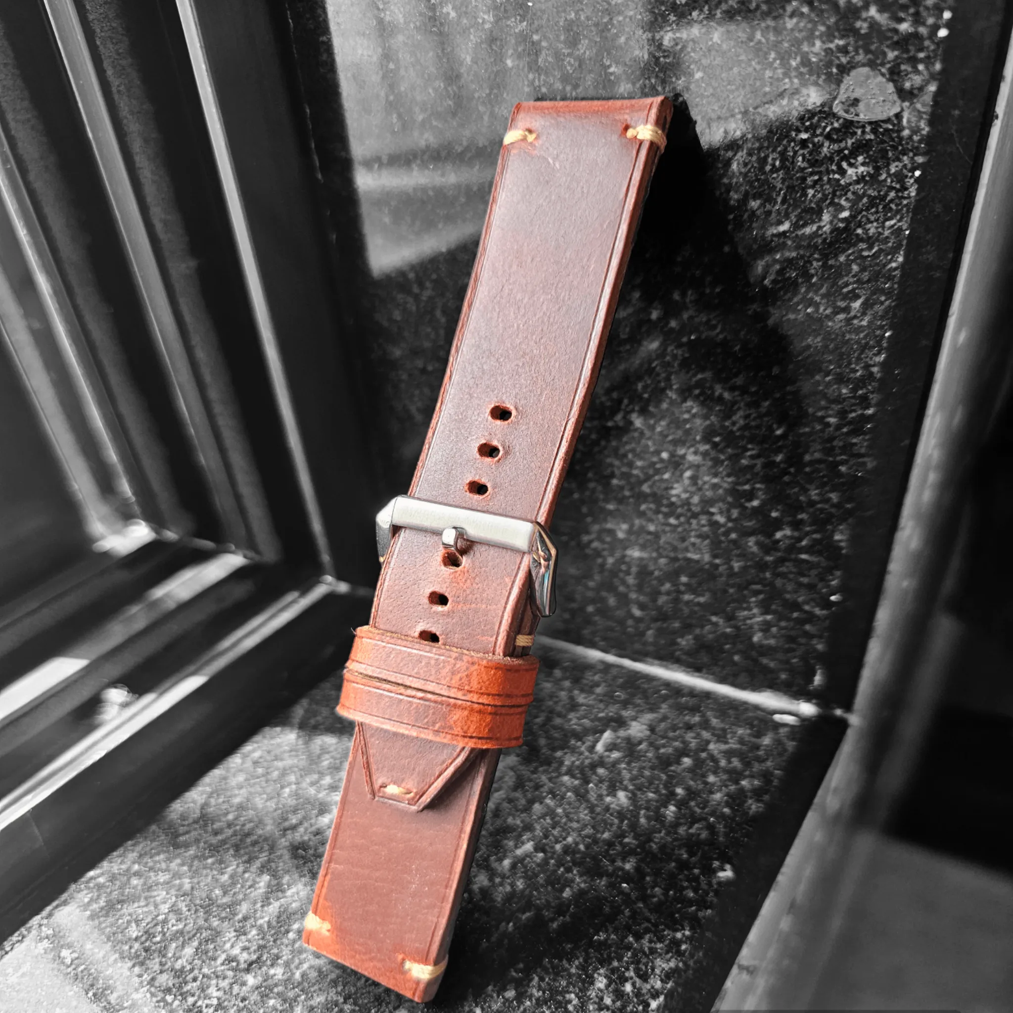 Handmade tobacco brown leather strap