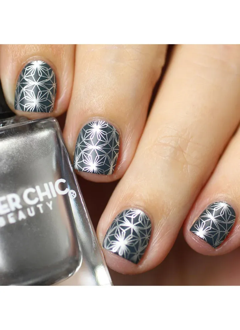 Luxe In Lines -  Uber Chic Stamping Plate