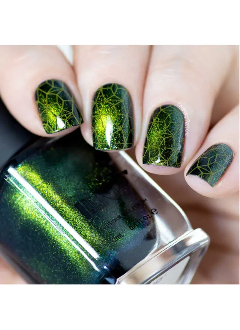 Luxe In Lines -  Uber Chic Stamping Plate