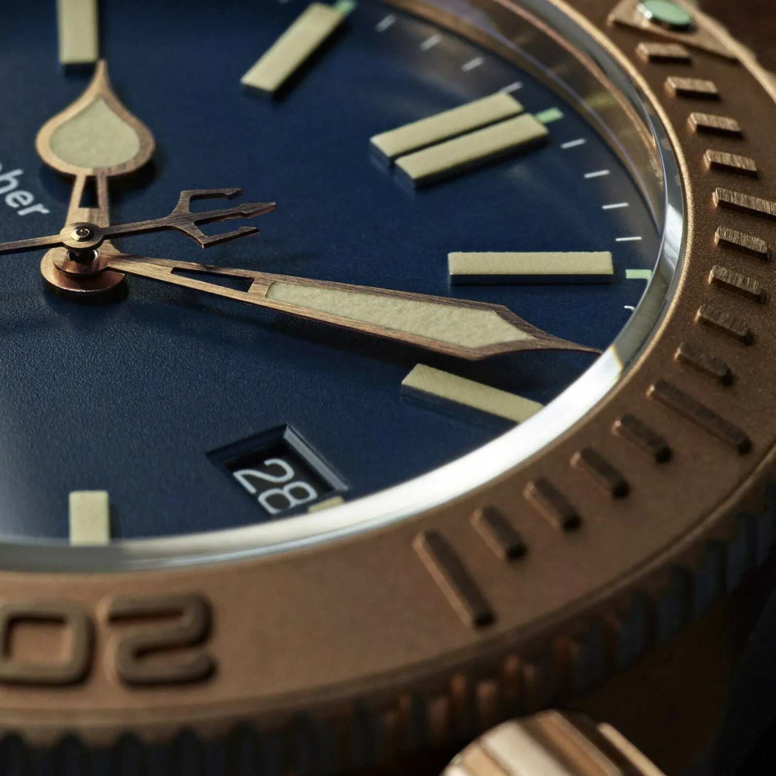 New Christopher Ward C60 Trident Bronze Pro 600 Diver 38mm Watch Vintage Blue