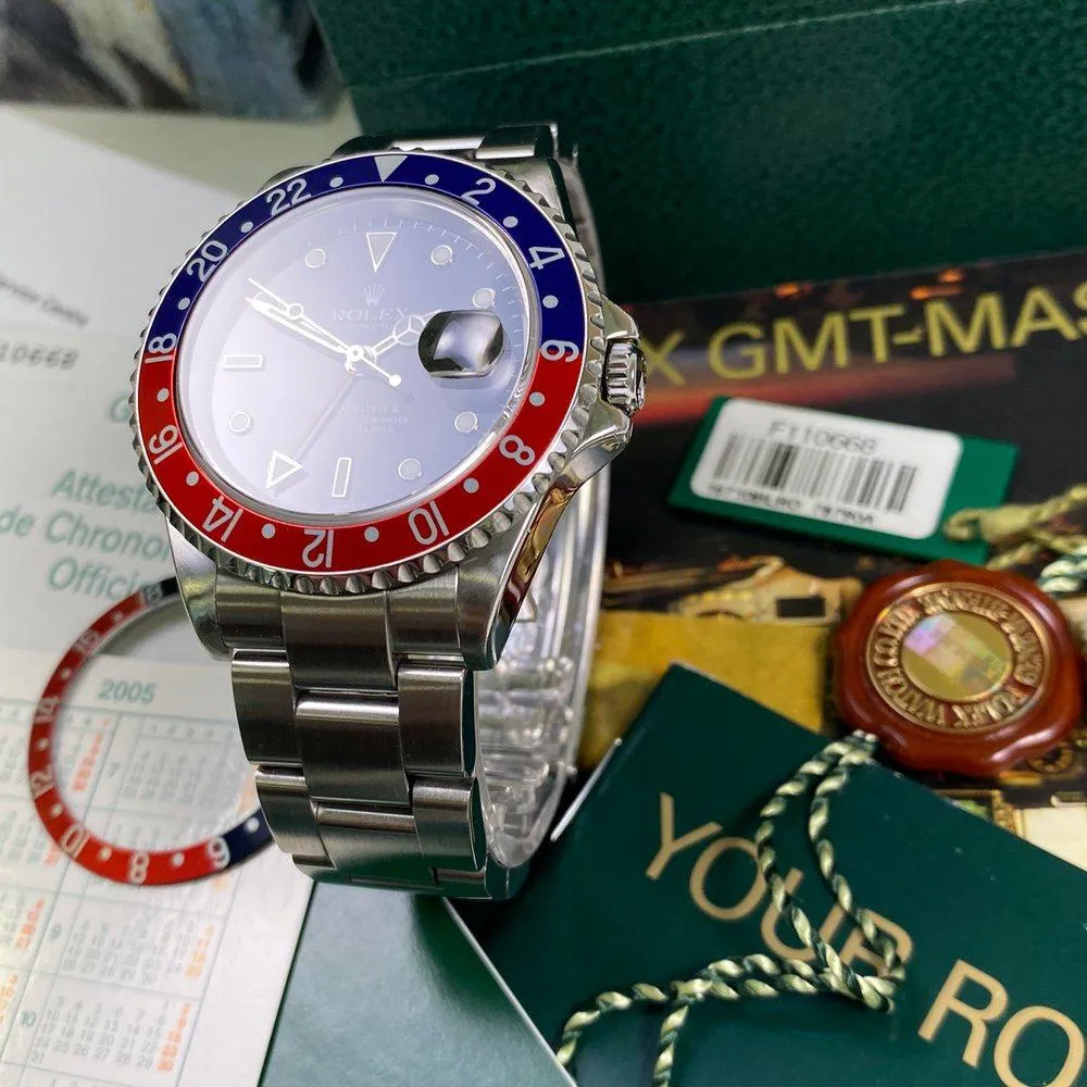 Rolex GMT Master II 16710 Pepsi (2004)