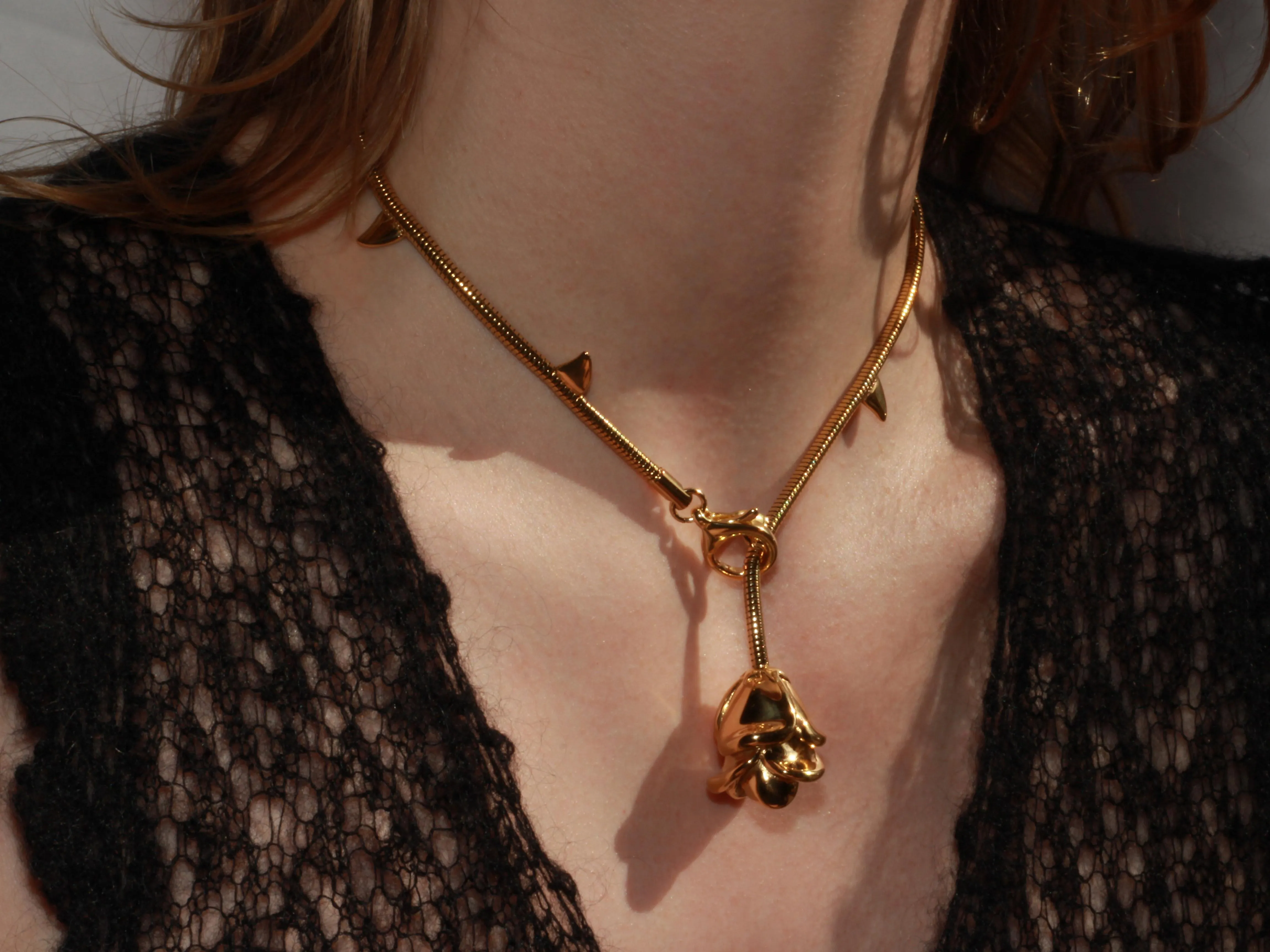 Rosebud Necklace / Gold