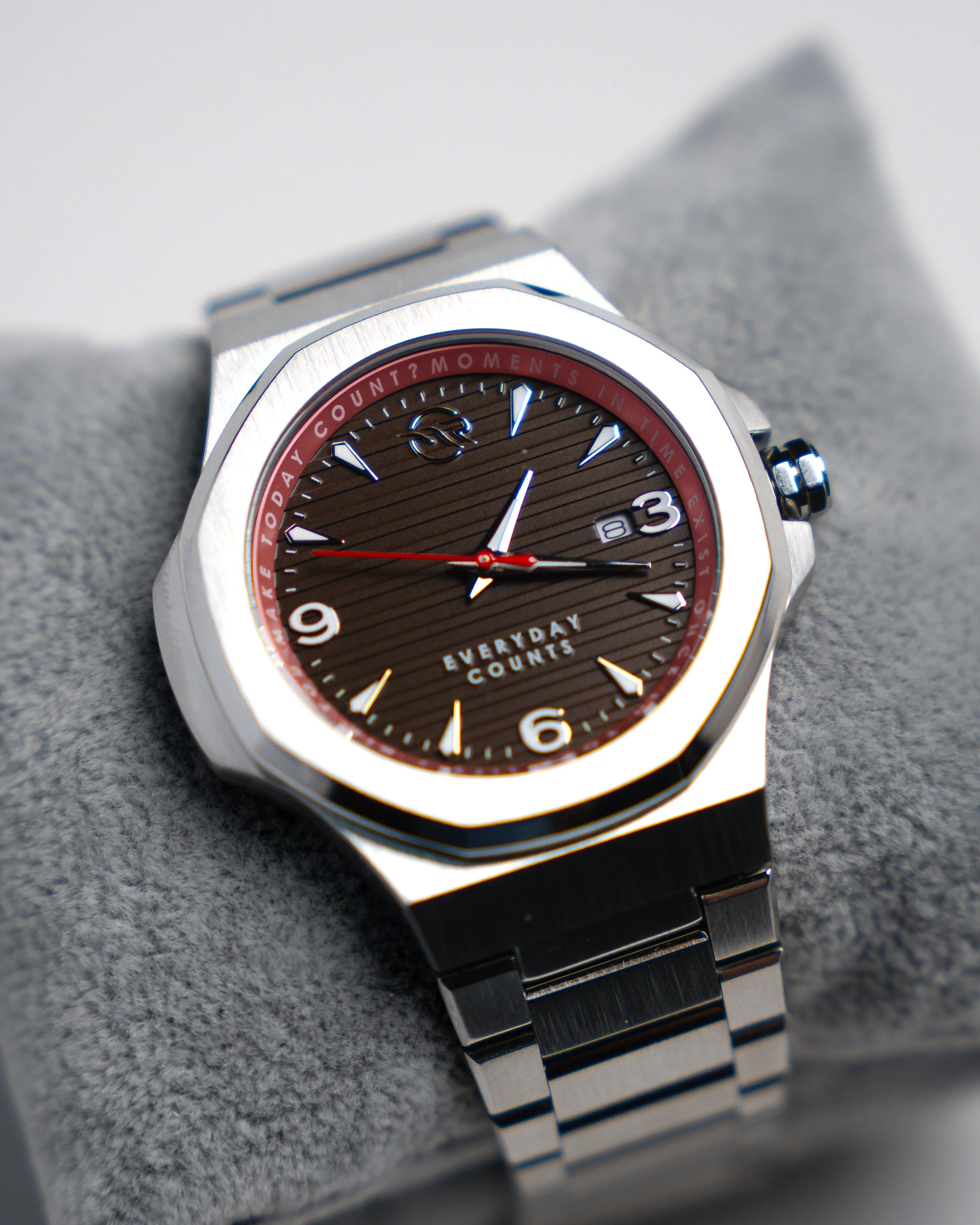 The Magnolia Park “Everyday Counts” Day Trip Watch