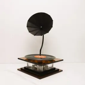 VINTAGE CRYSTAL GRAMOPHONE STYLE 5